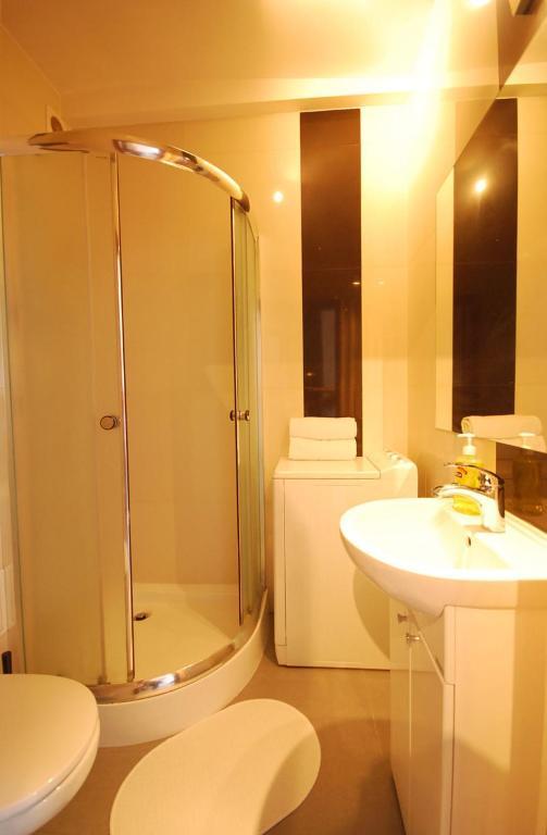 Apartment4You - Solidarnosci วอร์ซอ ห้อง รูปภาพ